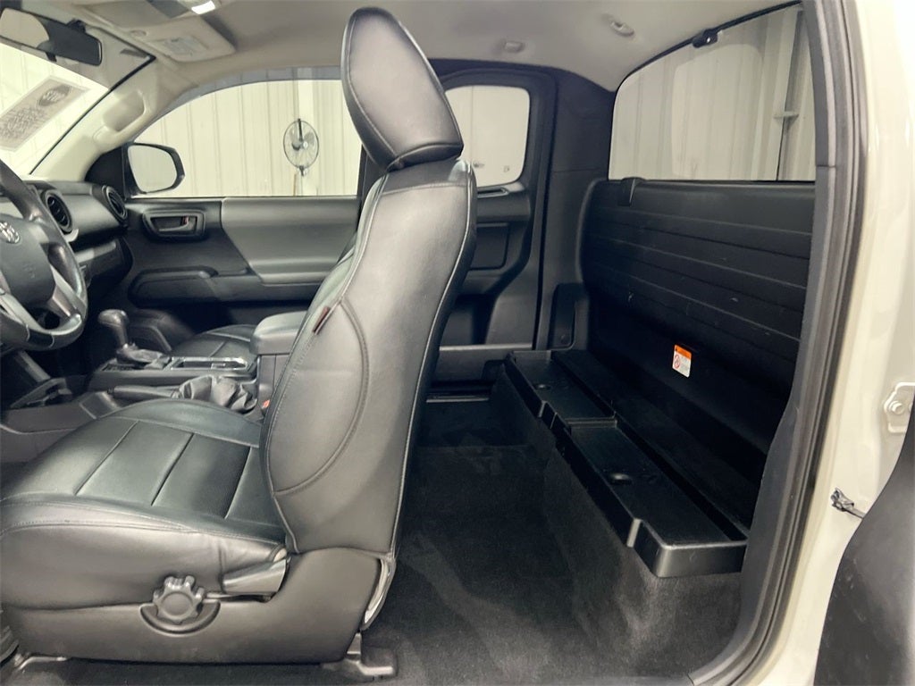 2017 Toyota Tacoma SR