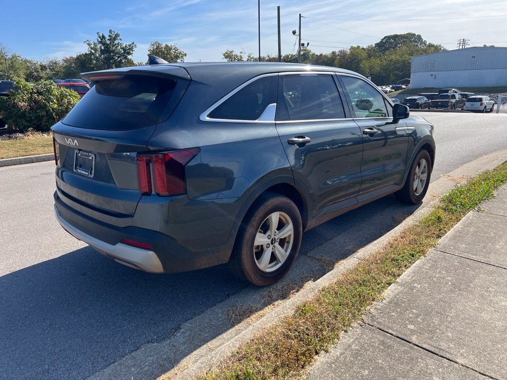 2024 Kia Sorento LX