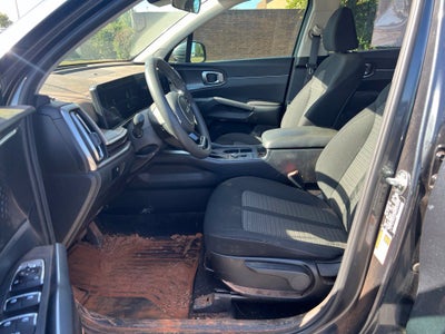 2024 Kia Sorento LX