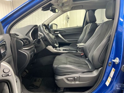 2022 Mitsubishi Eclipse Cross Base
