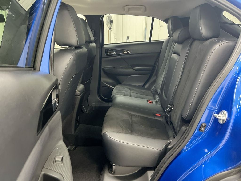 2022 Mitsubishi Eclipse Cross Base