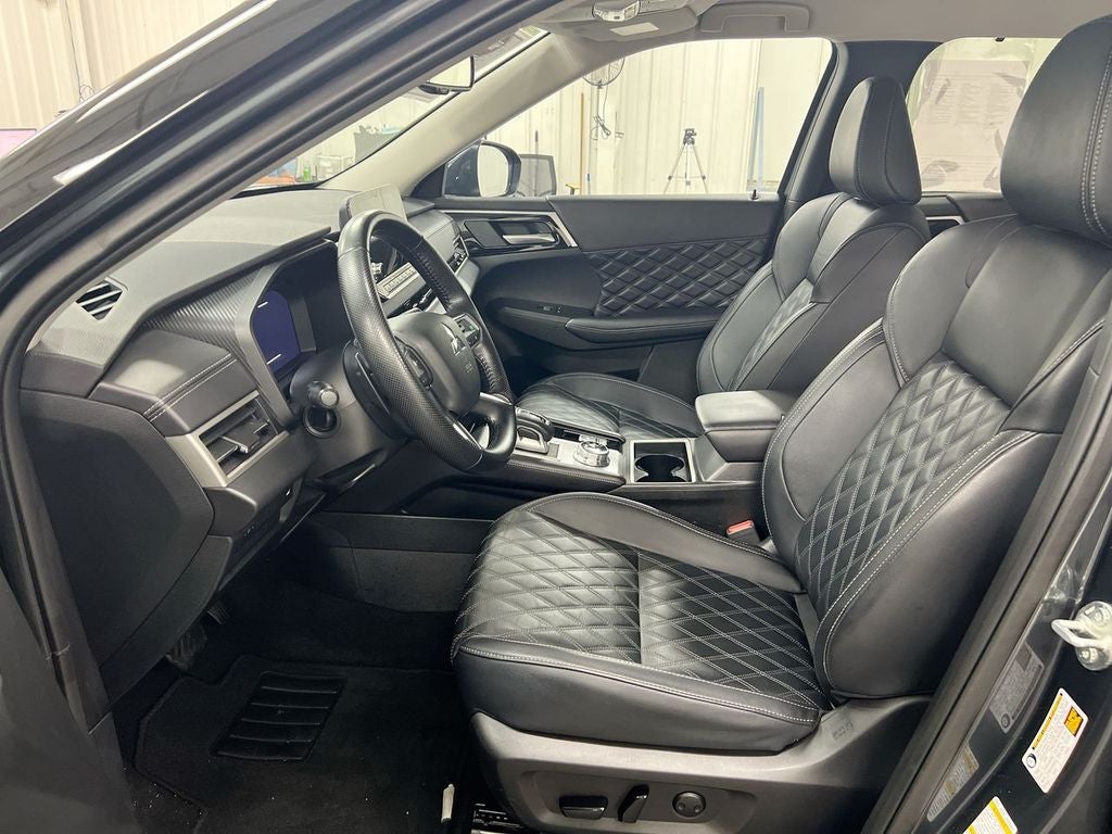 2024 Mitsubishi Outlander SEL