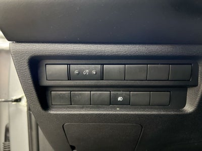 2024 Mitsubishi Outlander ES