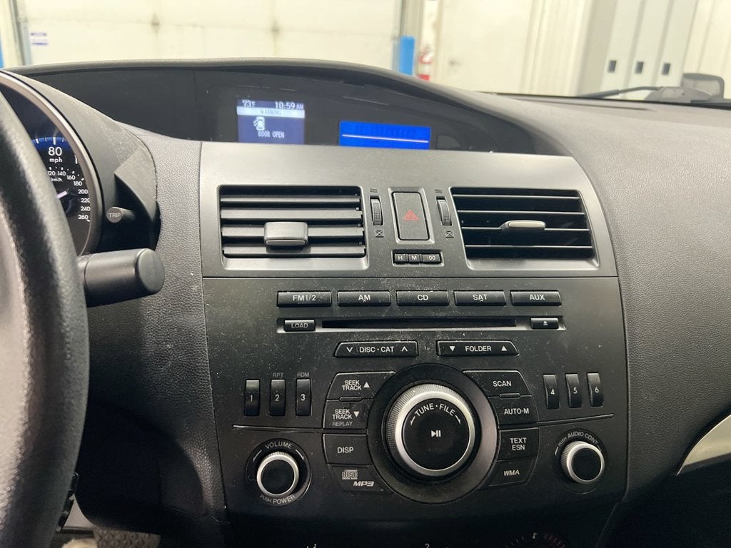 2013 Mazda Mazda3 i Sport