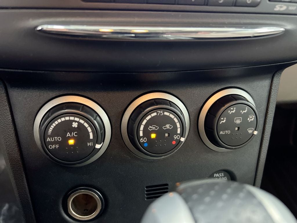 2011 Nissan Rogue SV