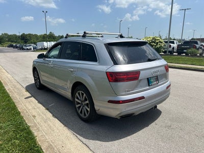 2019 Audi Q7 45 Premium Plus