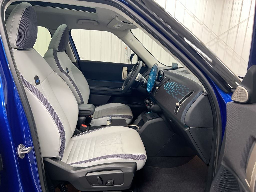 2025 MINI Cooper S Countryman Signature Plus