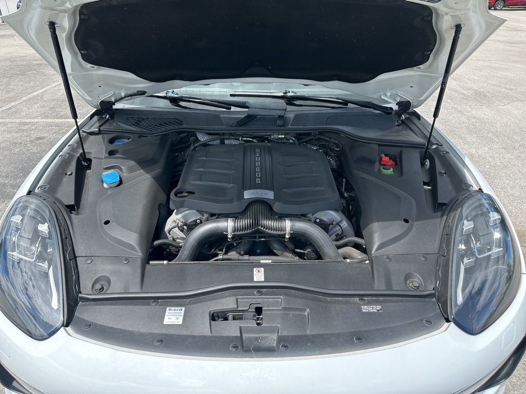 2016 Porsche Cayenne GTS