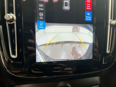 2023 Volvo XC40 Ultimate