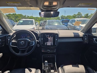 2023 Volvo XC40 Ultimate