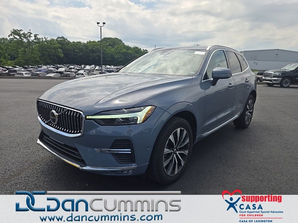 2023 Volvo XC60 B5 Plus Bright Theme