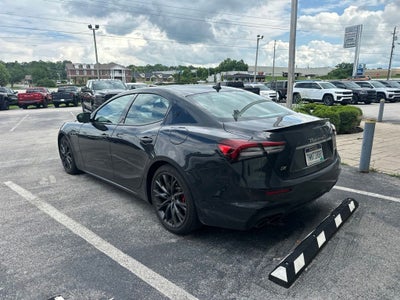 2022 Maserati Ghibli Modena Q4