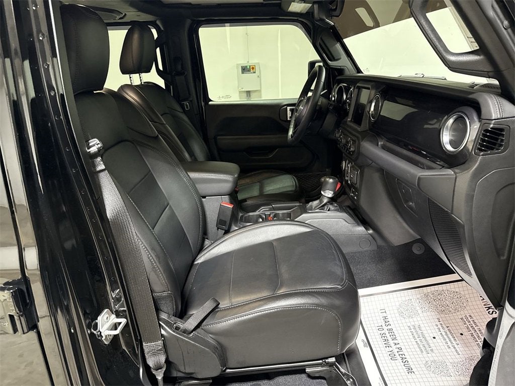 2023 Jeep Wrangler Sahara Altitude