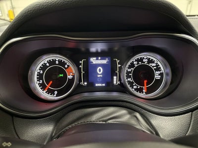 2019 Jeep CHEROKEE Base