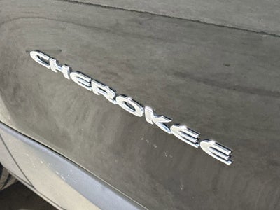 2019 Jeep CHEROKEE Base