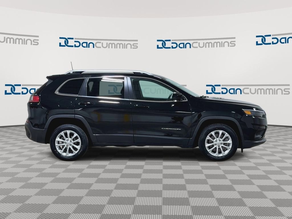 2019 Jeep CHEROKEE Base