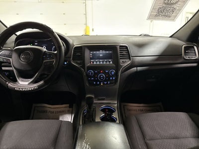 2019 Jeep Grand Cherokee Laredo