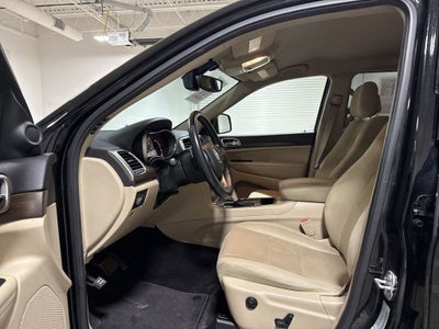 2017 Jeep Grand Cherokee Laredo