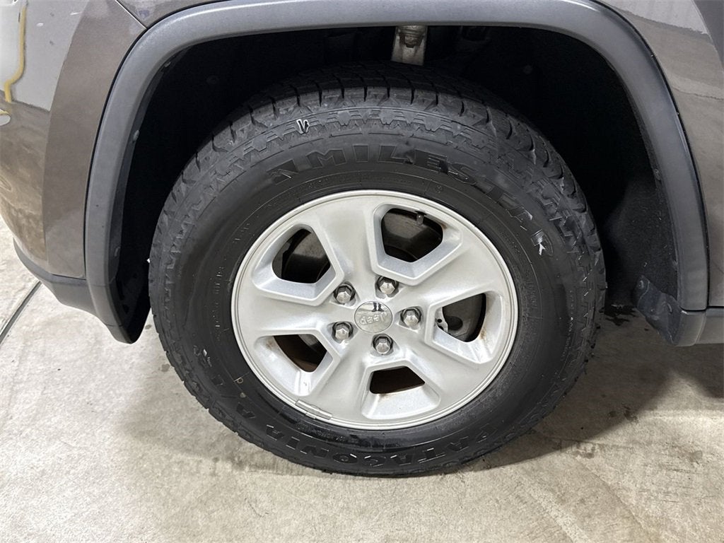 2017 Jeep Grand Cherokee Laredo