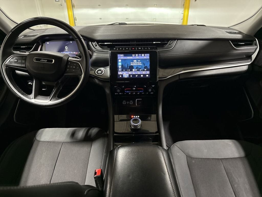 2022 Jeep Grand Cherokee Laredo