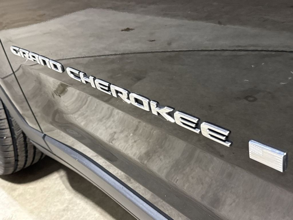 2022 Jeep Grand Cherokee Laredo