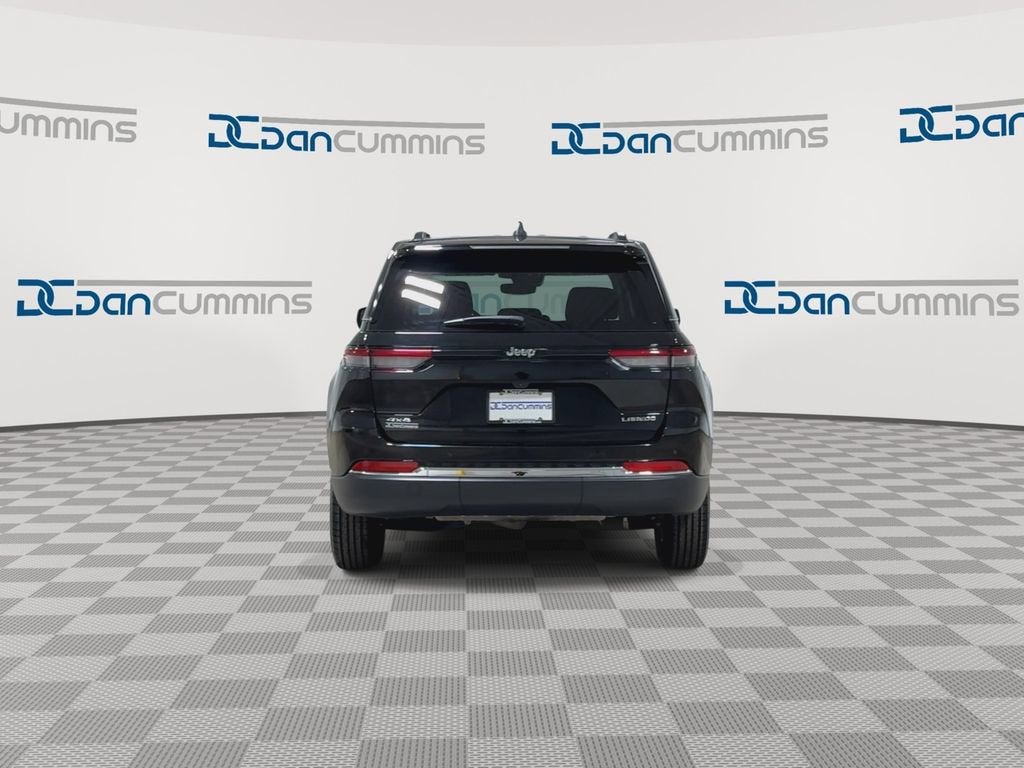 2022 Jeep Grand Cherokee Laredo