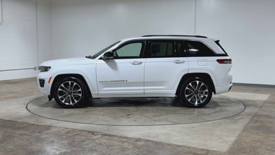 2022 Jeep Grand Cherokee Overland