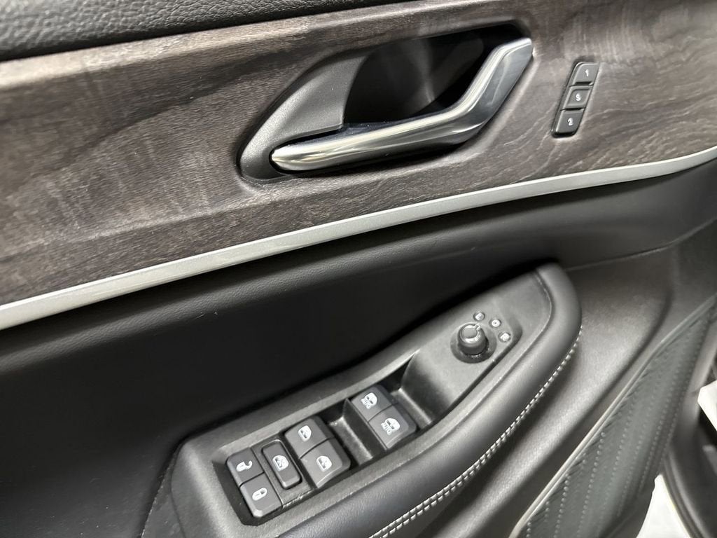 2025 Jeep Grand Cherokee 4xe Base