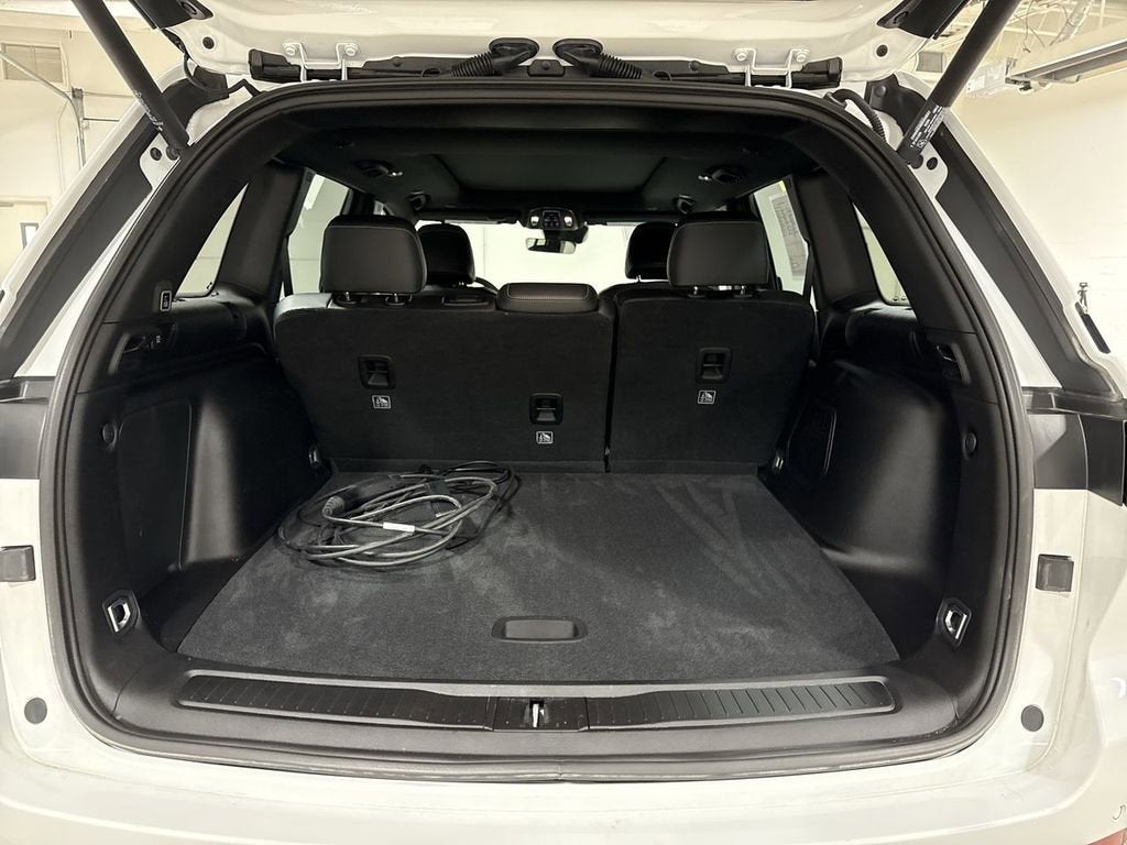 2025 Jeep Grand Cherokee 4xe Base