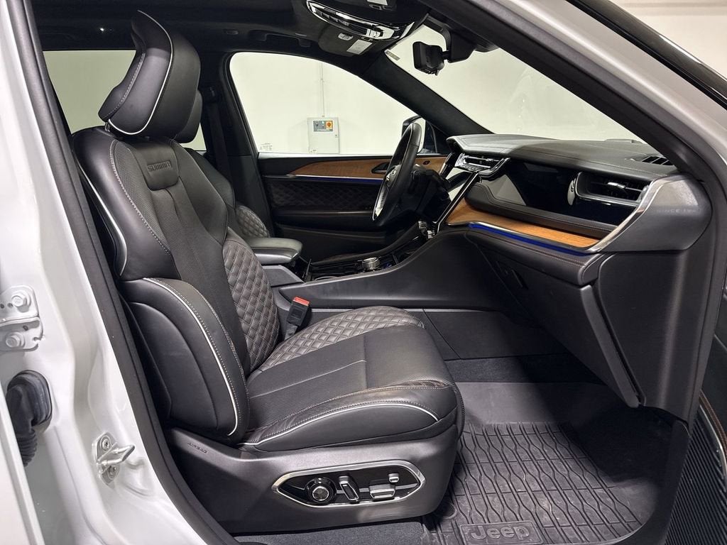 2023 Jeep Grand Cherokee 4xe Summit Reserve