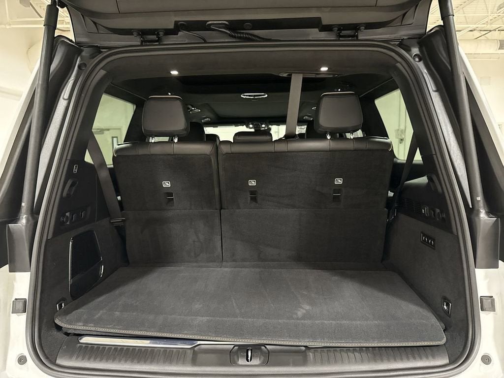 2025 Jeep Grand Wagoneer Series III Obsidian