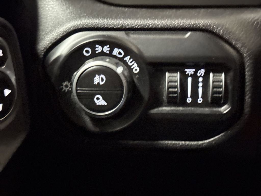 2021 Jeep Gladiator Willys