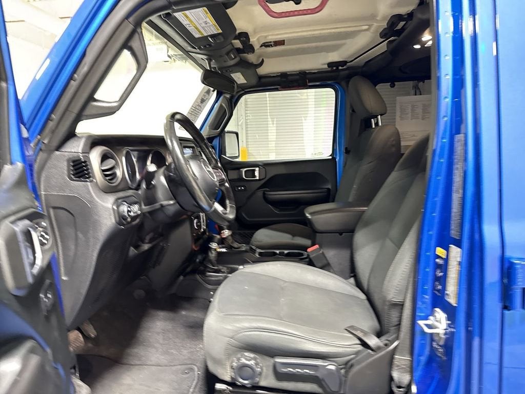 2021 Jeep Gladiator Willys