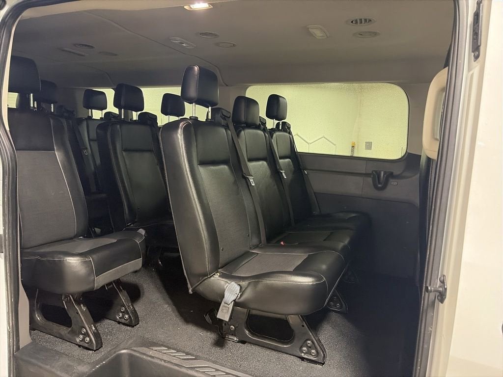 2023 Ford Transit Passenger Wagon XL
