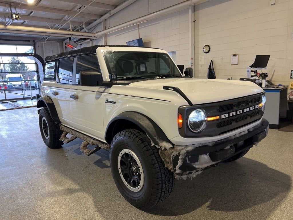 2021 Ford Bronco Base