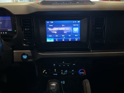 2021 Ford Bronco Base