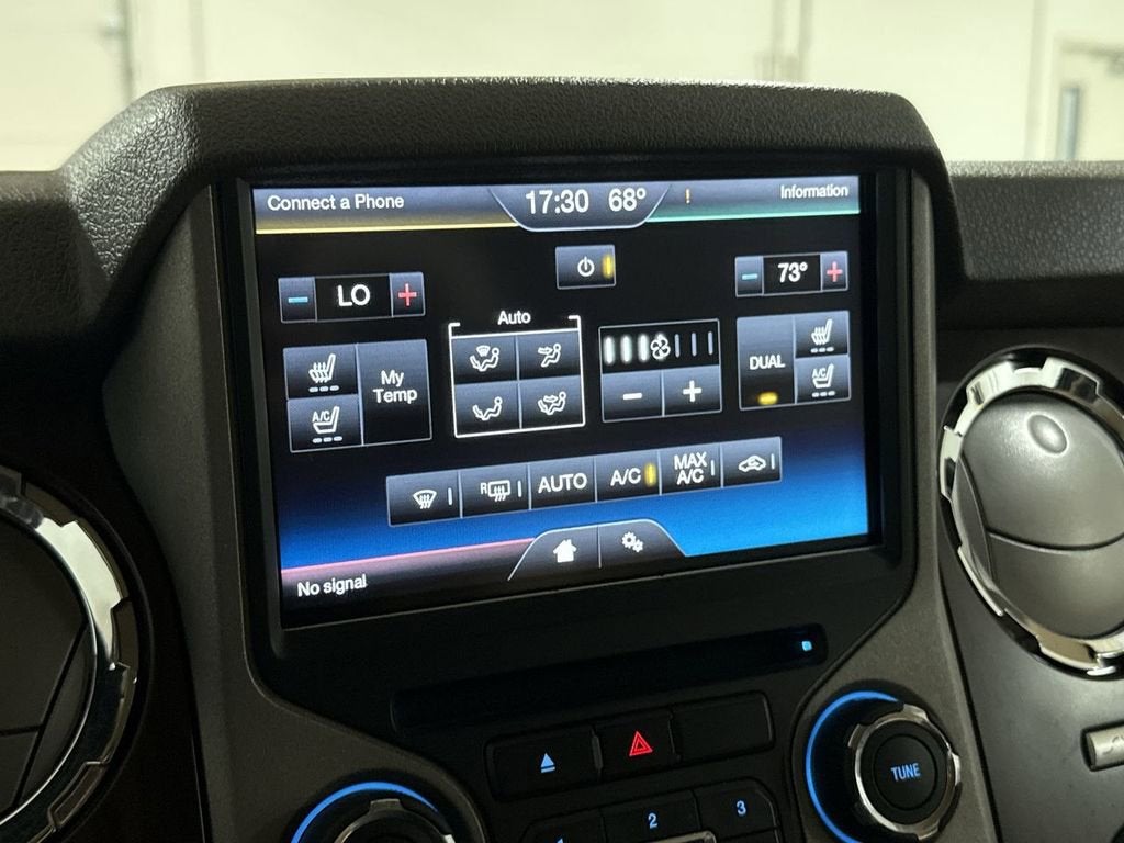 2015 Ford Super Duty F-250 SRW Lariat
