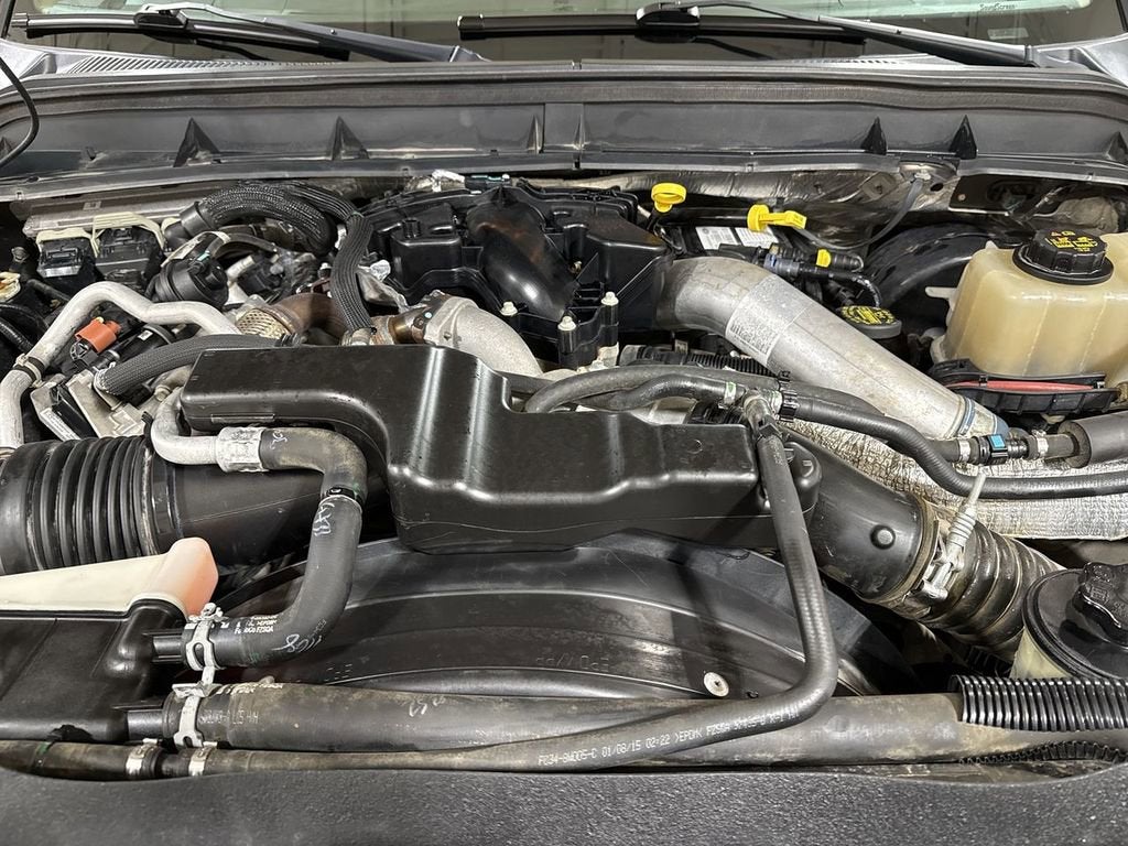 2015 Ford Super Duty F-250 SRW Lariat