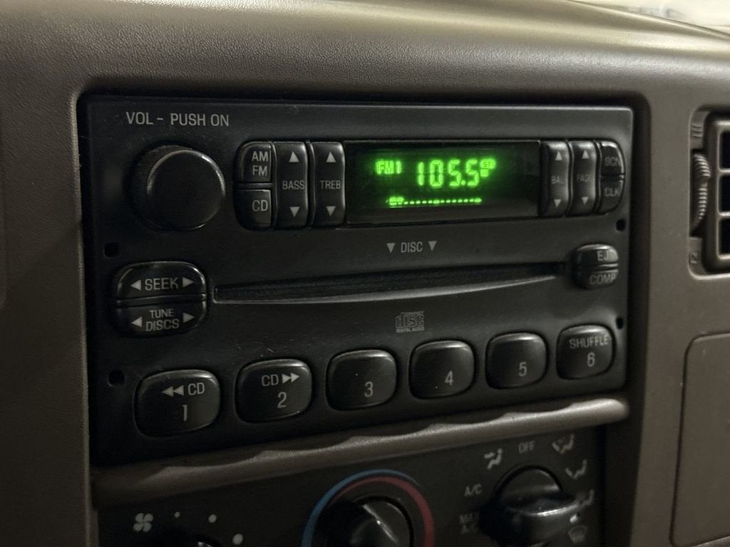 2004 Ford Super Duty F-250 XL