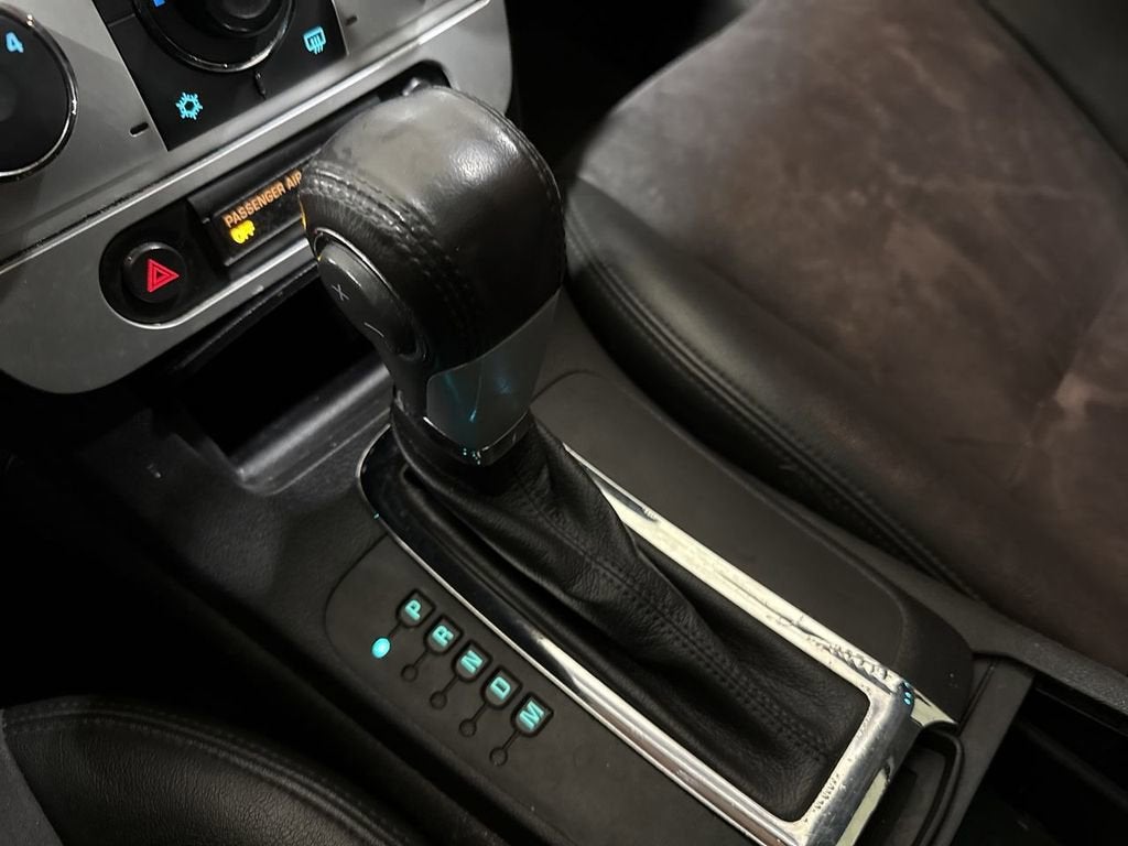 2011 Chevrolet Malibu LT w/2LT