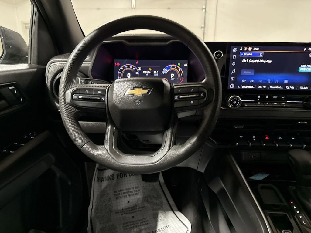 2025 Chevrolet Colorado WT/LT