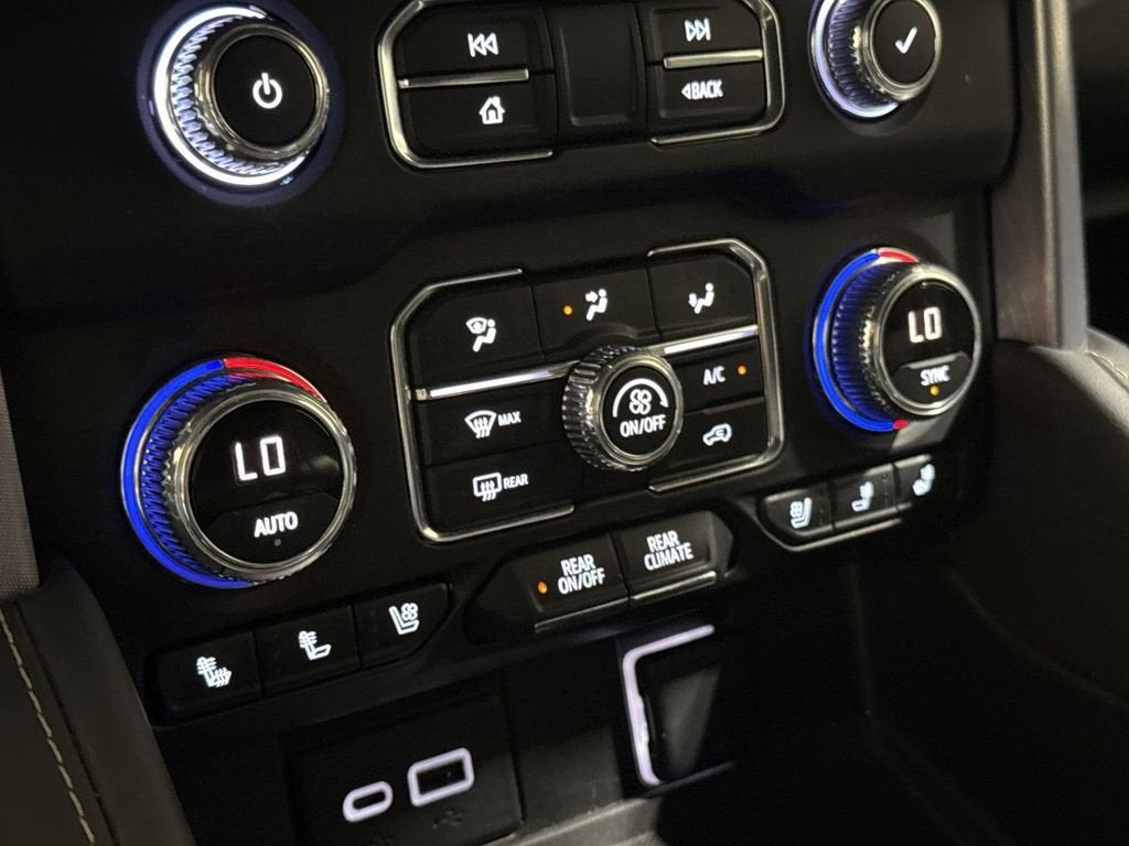 2022 GMC Yukon XL SLT