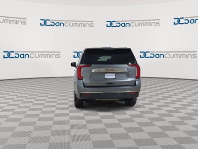 2022 GMC Yukon XL SLT