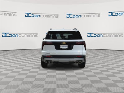 2024 Chevrolet Traverse LT