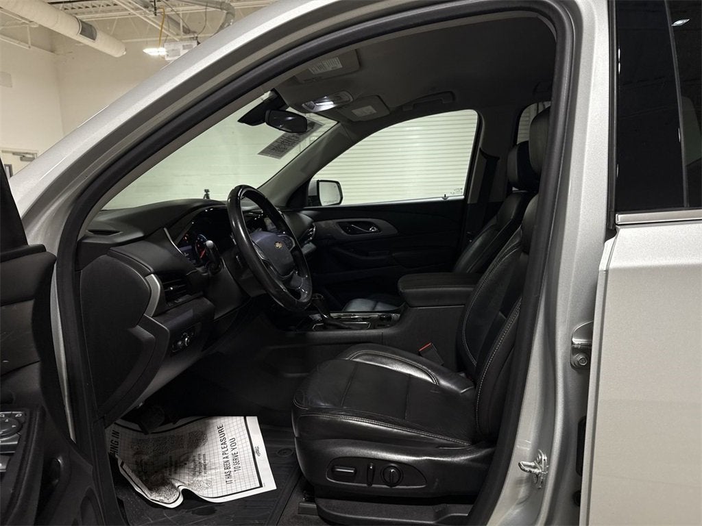 2020 Chevrolet Traverse LT Leather