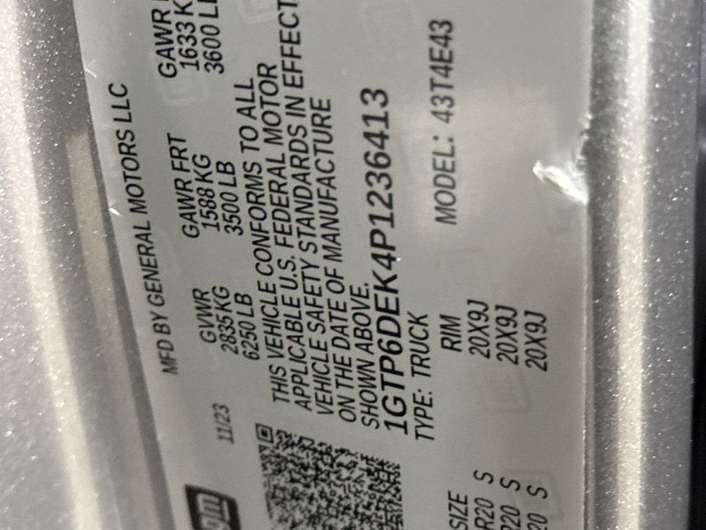 2023 GMC Canyon AT4
