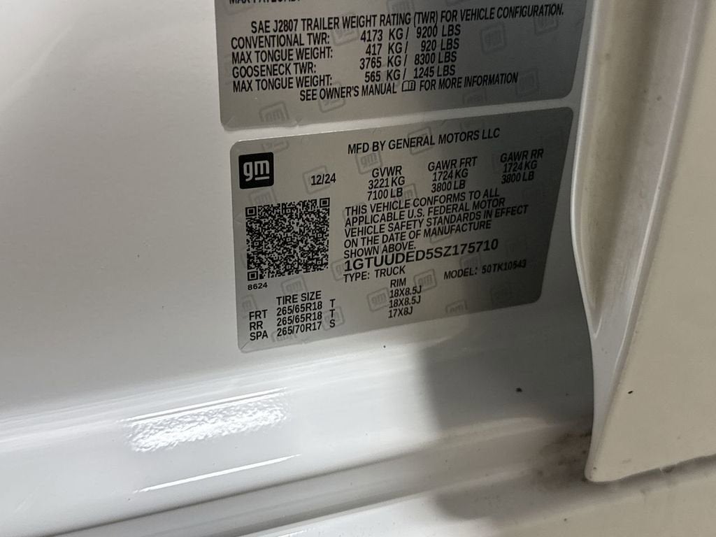 2025 GMC Sierra 1500 SLT