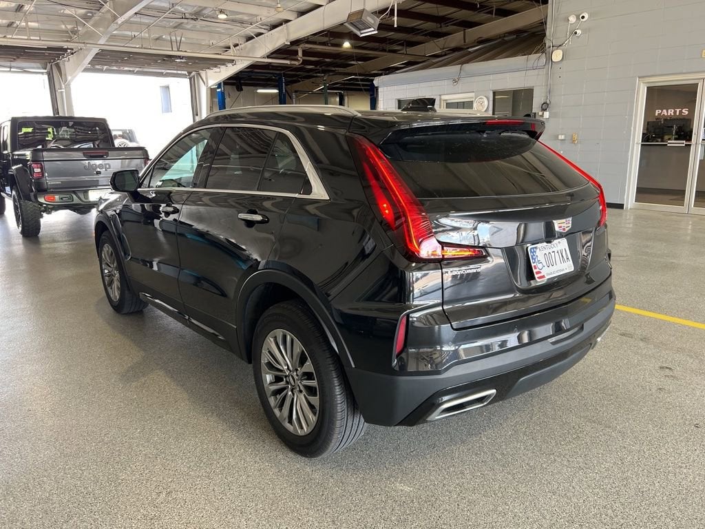 2024 Cadillac XT4 Premium Luxury