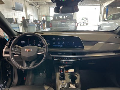 2024 Cadillac XT4 Premium Luxury