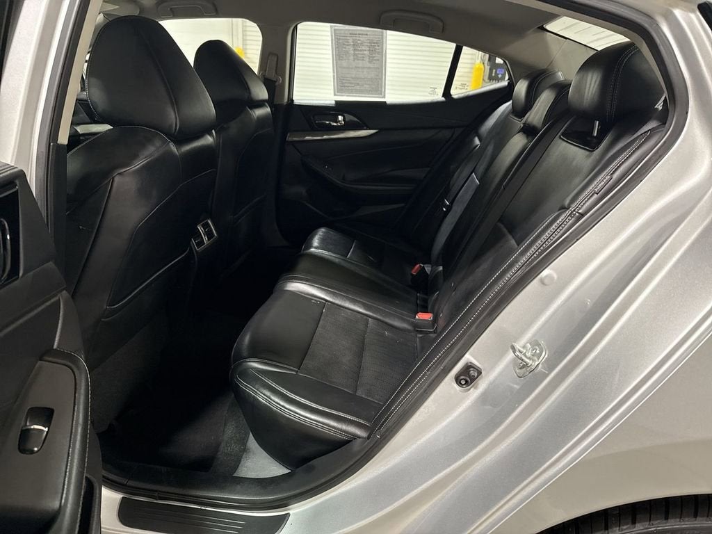 2020 Nissan Maxima SV